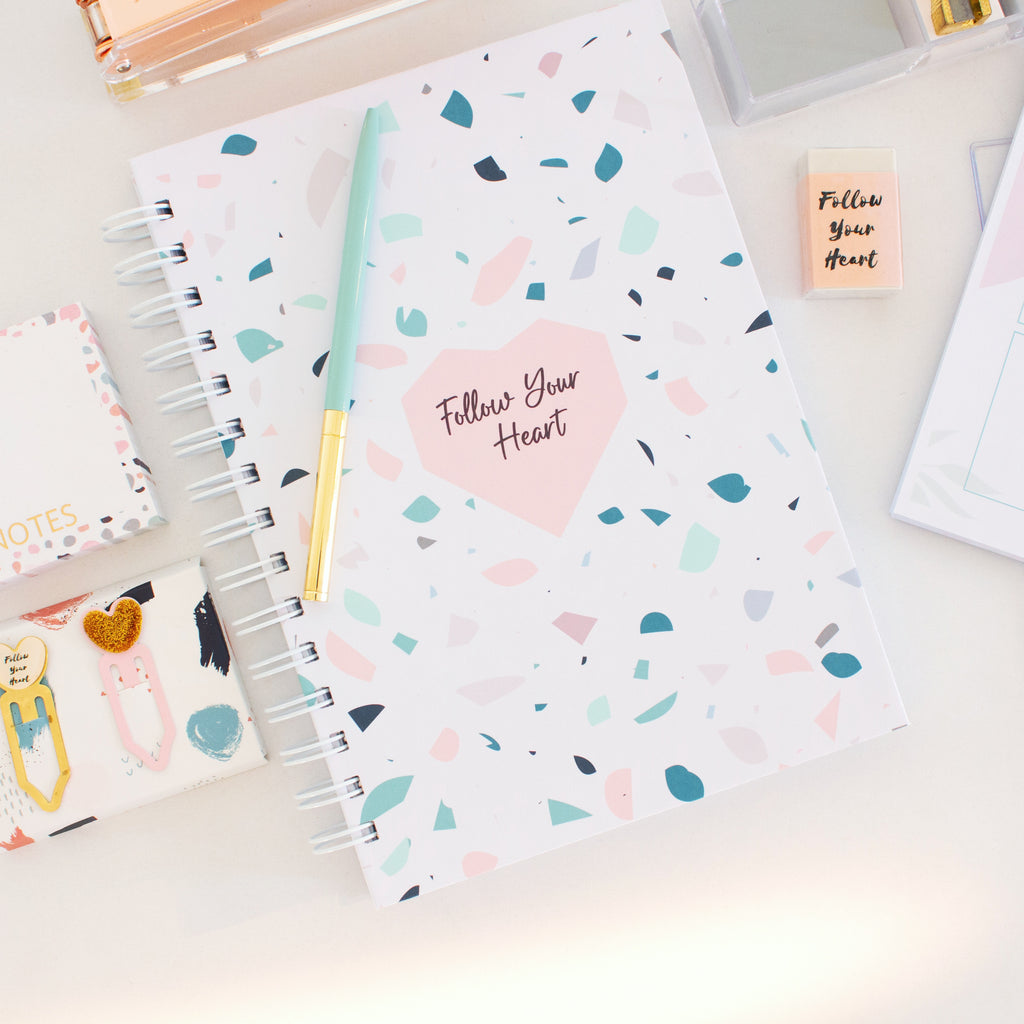 Notebook +weekly planner