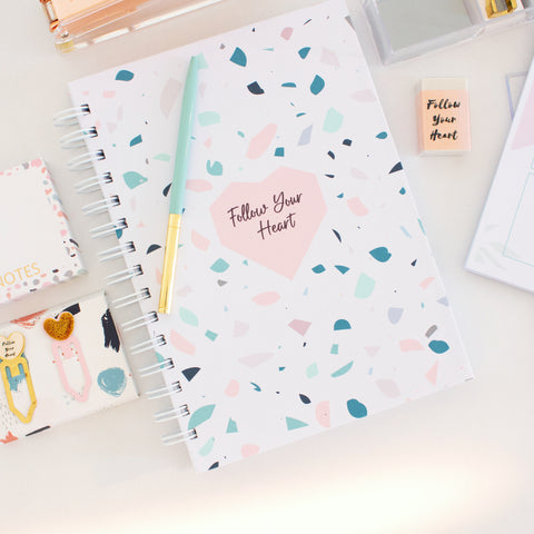 Notebook +weekly planner