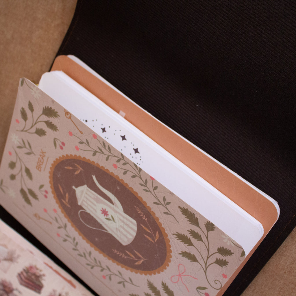 THE FOLIO ~ Brown