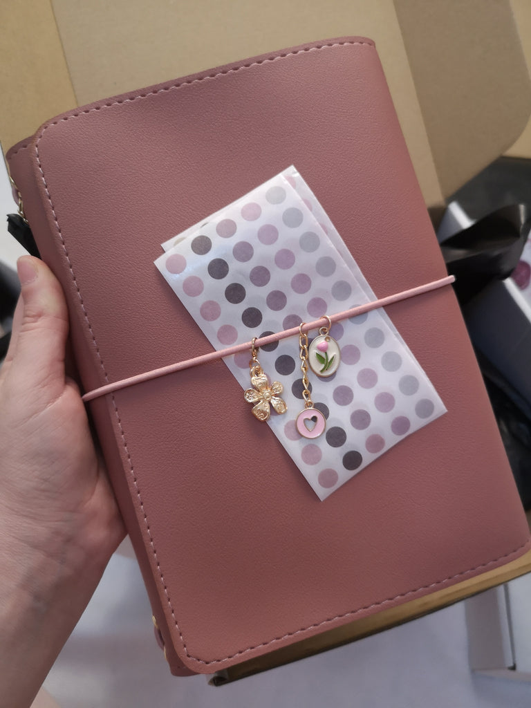 The Folio ~ Pink nude color