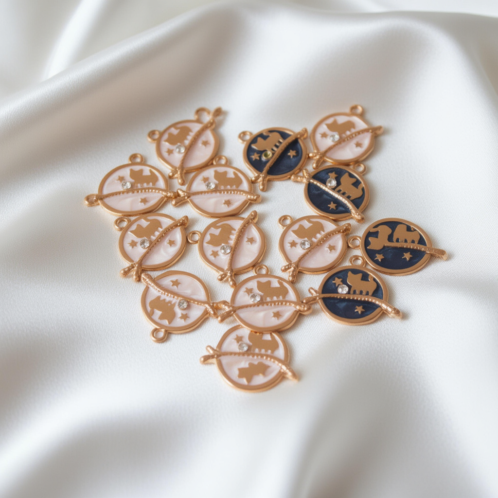 Cat charms اضغط للمزيد من الصور