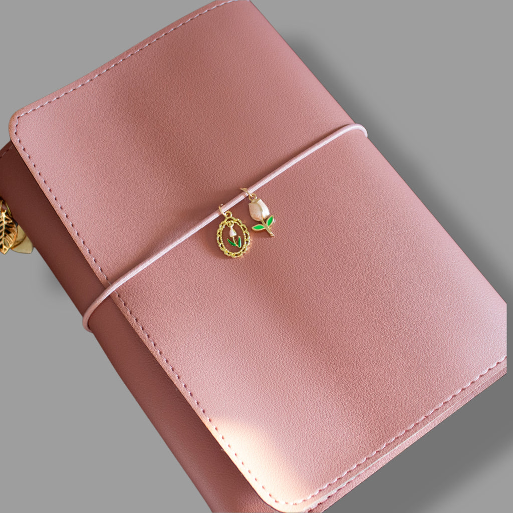 The Folio ~ Pink nude color