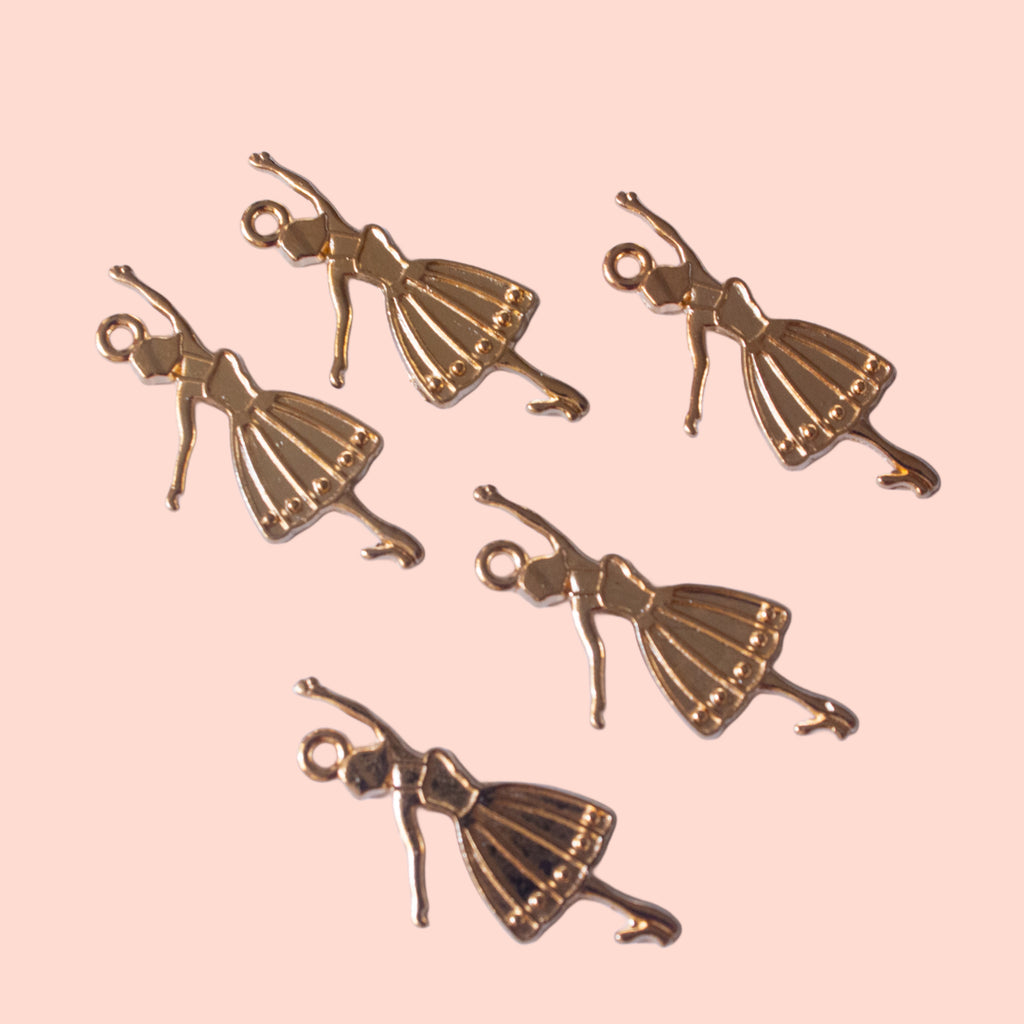 2 charms au choix اضغط للمزيد من الصور